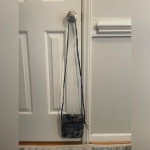 Vera Bradley Hipster Crossbody bag in the retired Windsor Navy paisley print 6.5